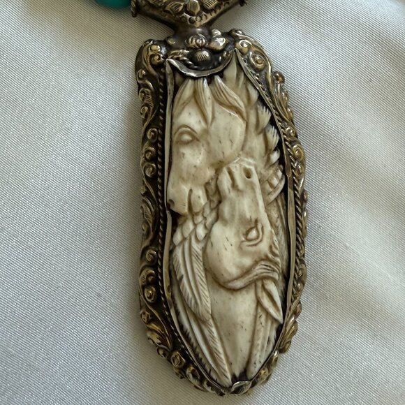 Turquoise Necklace w/ Carved Bone Horse Head Pendant 31 inches in Length - Picture 3 of 9